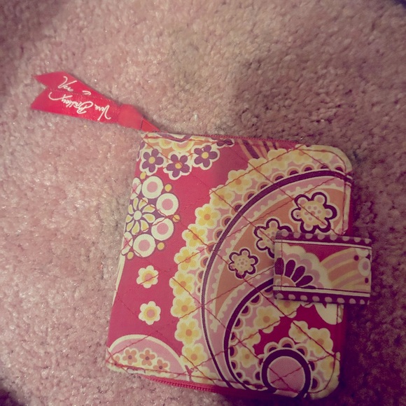 Vera Bradley Wallet! - Picture 3 of 3